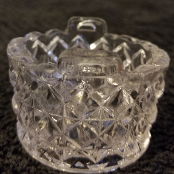 Tiny Crystal Cut Glass Basket Diamond Pattern - Picture 4 of 6